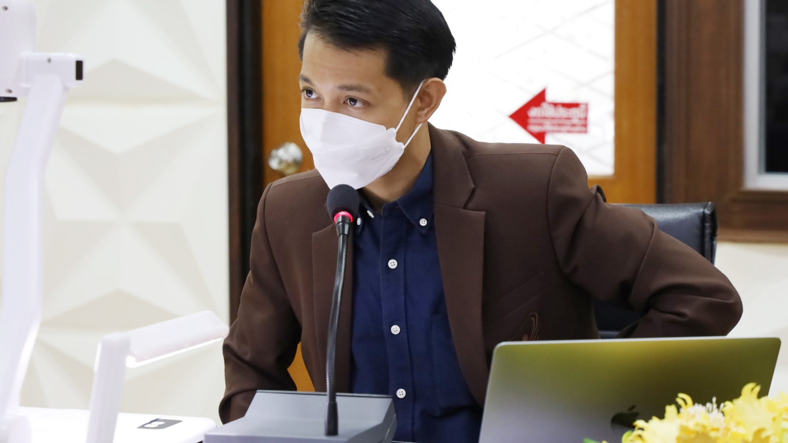 ประชุมเพื่อจัดหมวดผู้รับผิดชอบตามเกณฑ์ห้องสมุดสีเขียว Green Library