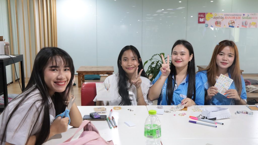กิจกรรม สมุดโน้ต HANDMADE รักษ์โลก #greenlibrary