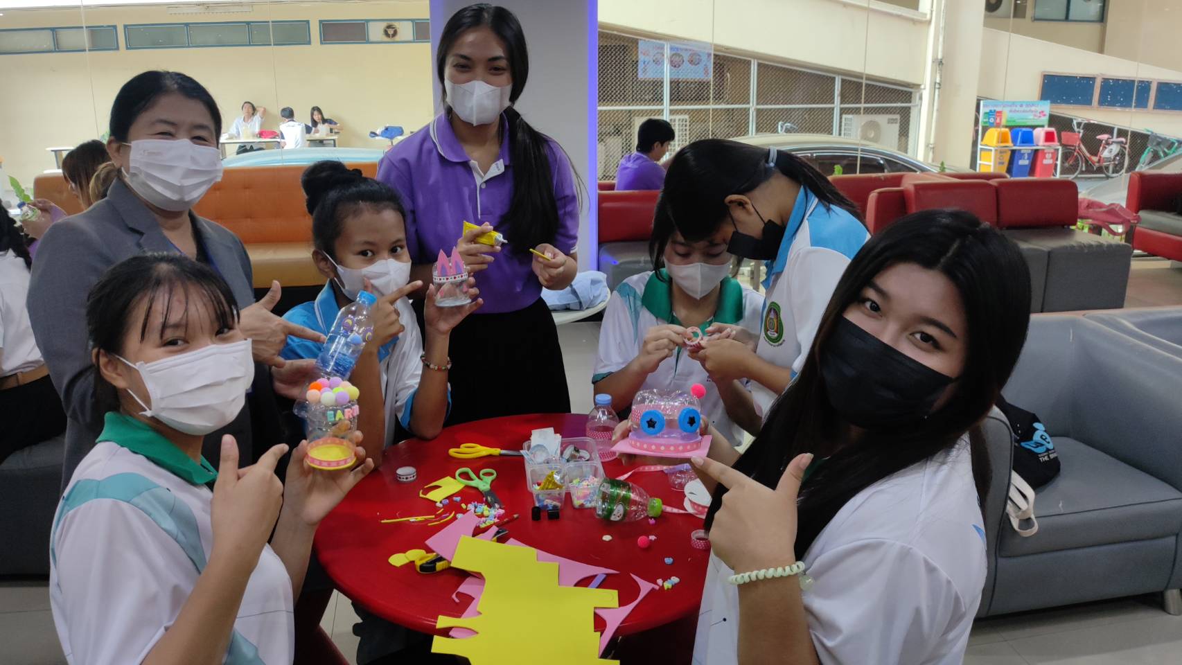 กิจกรรม สิ่งประดิษฐ์จากขวดน้ำสุดเจ๋ง#greenlibrary #greenbsru