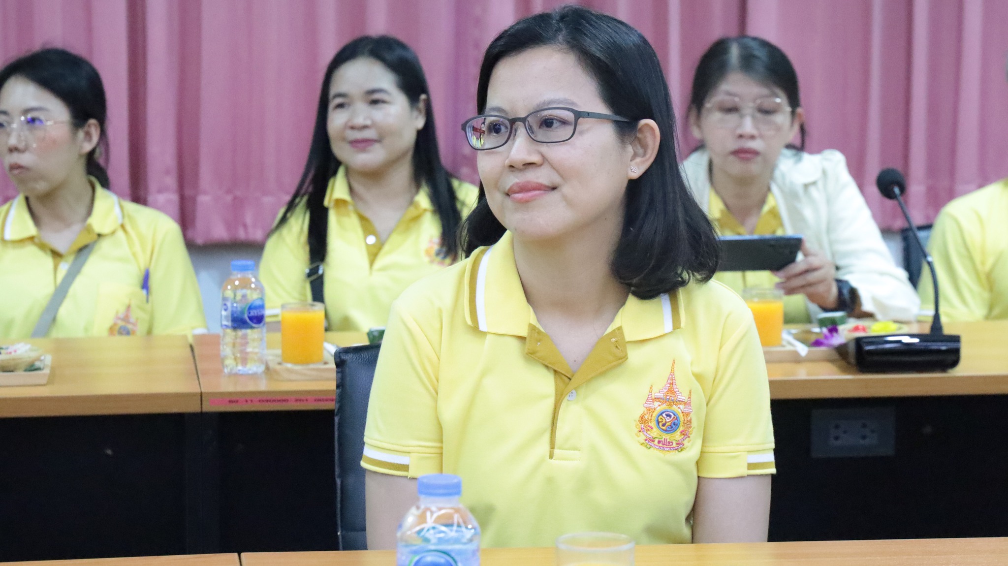 คณะผู้บริหารและบุคลากร สำนักวิทยบริการและเทคโนโลยีสารสนเทศ มหาวิทยาลัยราชภัฏอุตรดิตถ์ เข้าศึกษาดูงาน