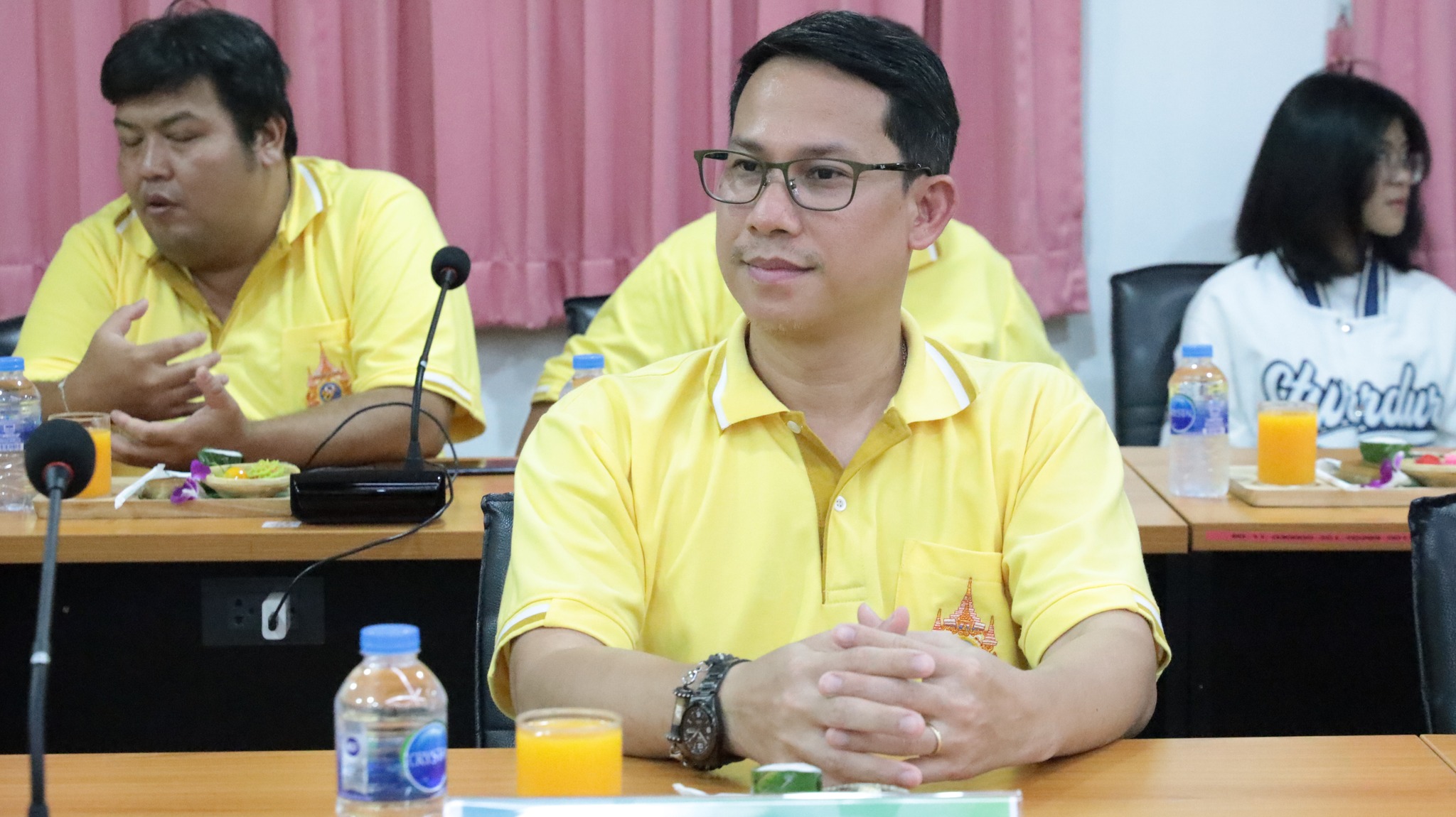 คณะผู้บริหารและบุคลากร สำนักวิทยบริการและเทคโนโลยีสารสนเทศ มหาวิทยาลัยราชภัฏอุตรดิตถ์ เข้าศึกษาดูงาน