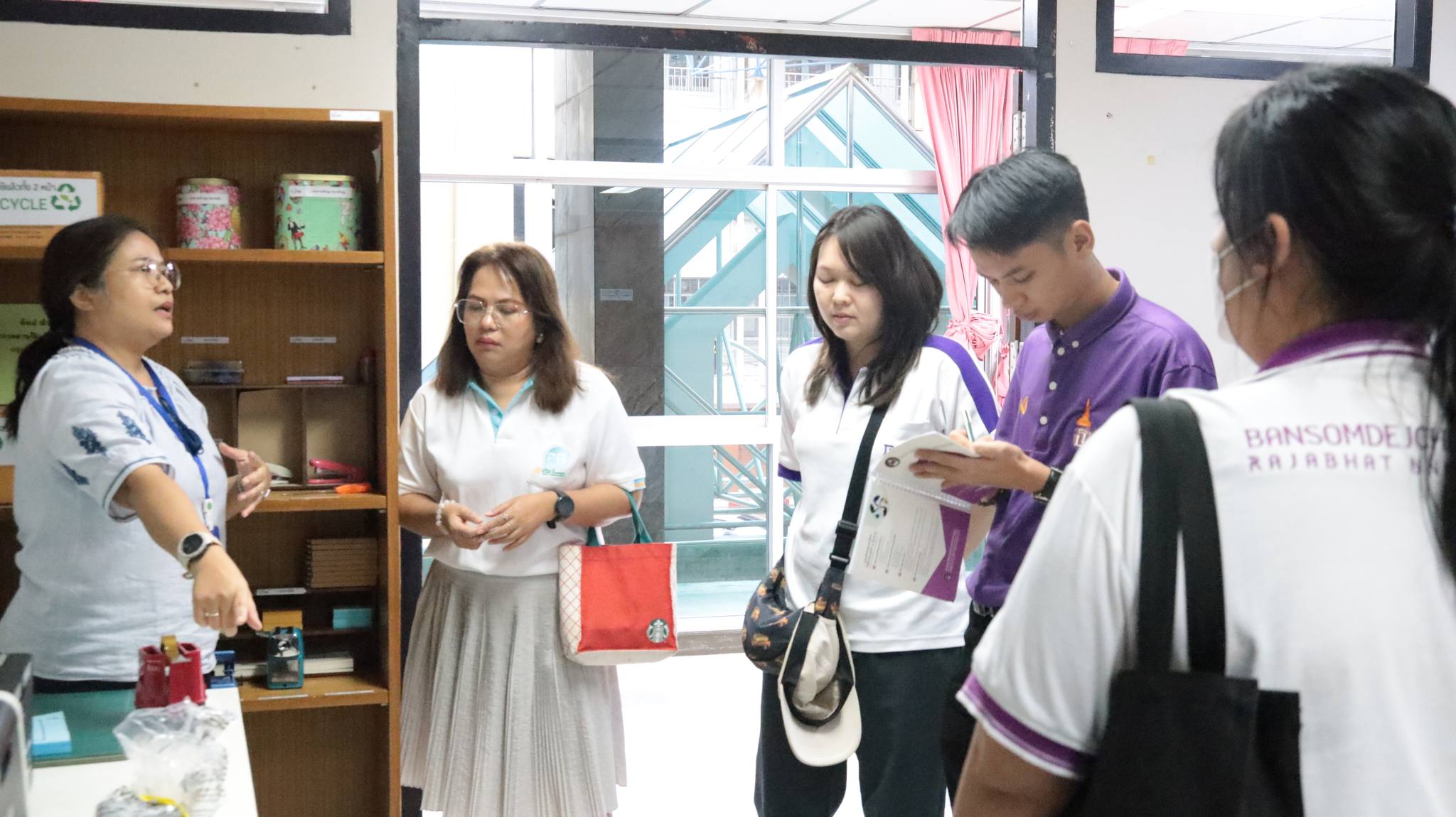 กิจกรรมการจัดการขยะ และการคัดแยกขยะ#greenlibrary