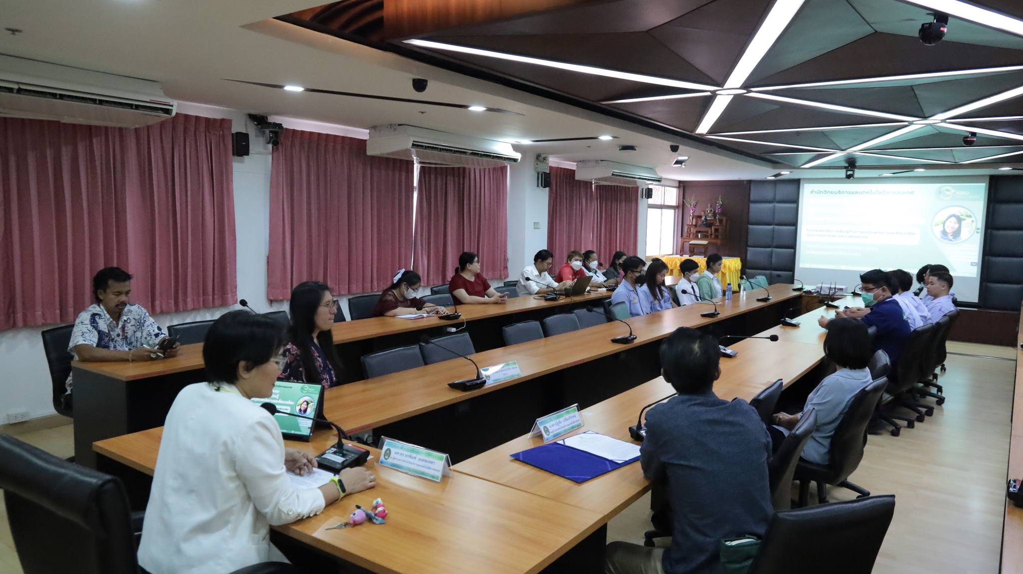 กิจกรรมการจัดการขยะ และการคัดแยกขยะ#greenlibrary