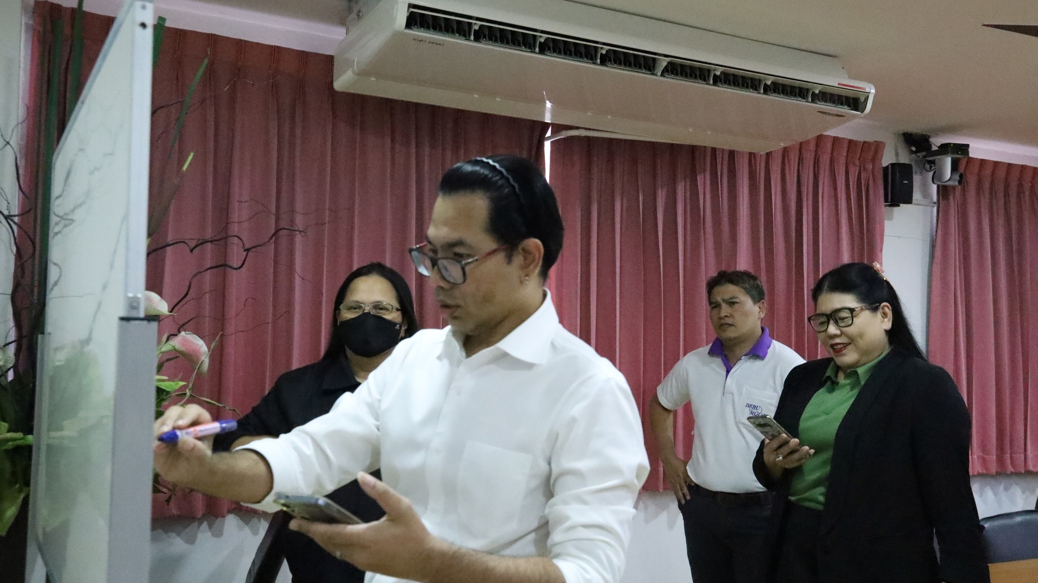 โครงการอบรมเชิงปฎิบัติการเสริมสร้างความรู้ความเข้าใจเกี่ยวกับสำนักงานสีเขียว (Green Office)#greenlibraryโครงการอบรมเชิงปฎิบัติการเสริมสร้างความรู้ความเข้าใจเกี่ยวกับสำนักงานสีเขียว (Green Office)#greenlibrary